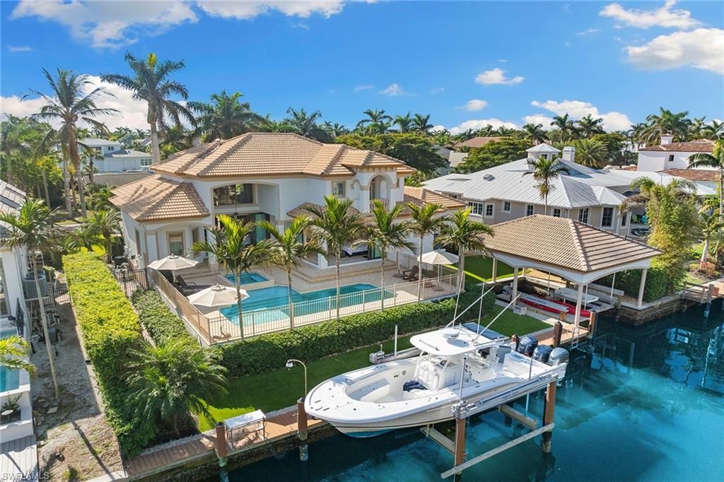 Photo of 533 15th AVE S, NAPLES, FL 34102 (MLS # 225078433)