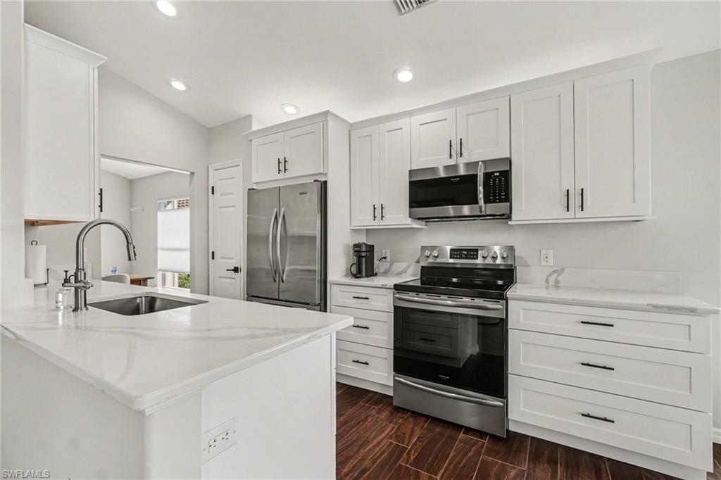 OAKHURST - Residential