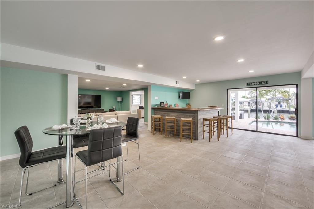 SIESTA ISLES - Residential