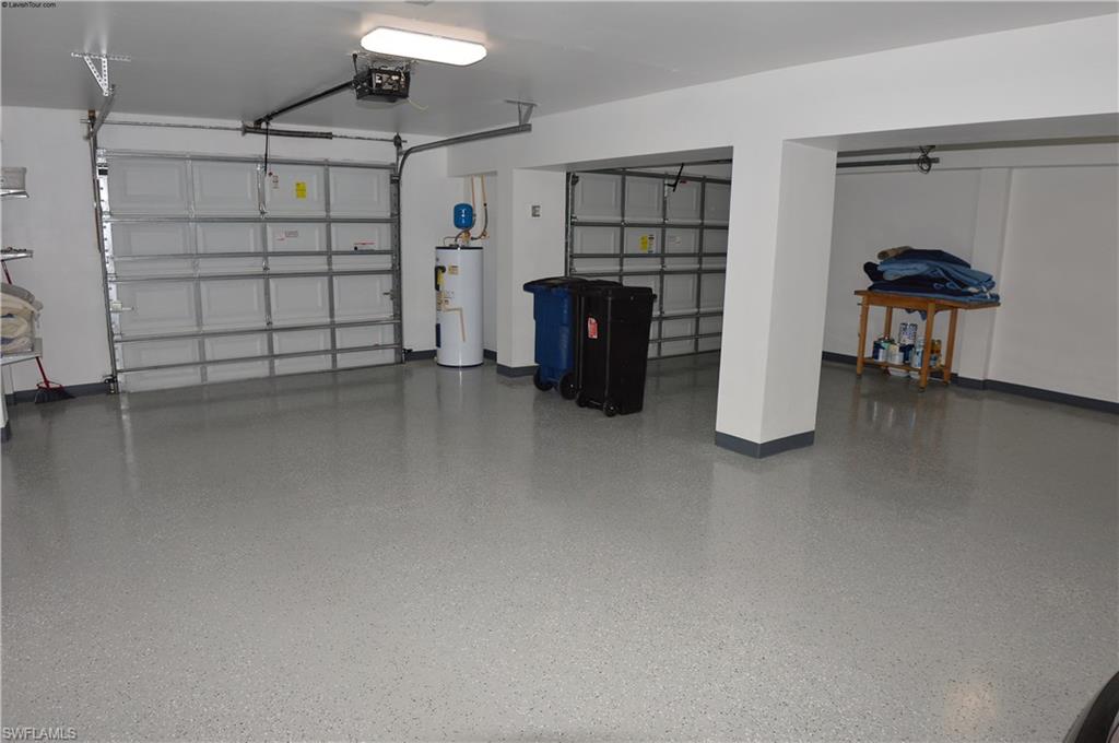 SIESTA ISLES - Residential