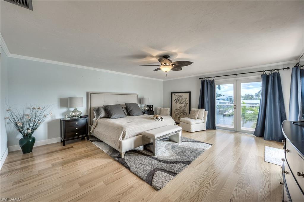 SIESTA ISLES - Residential