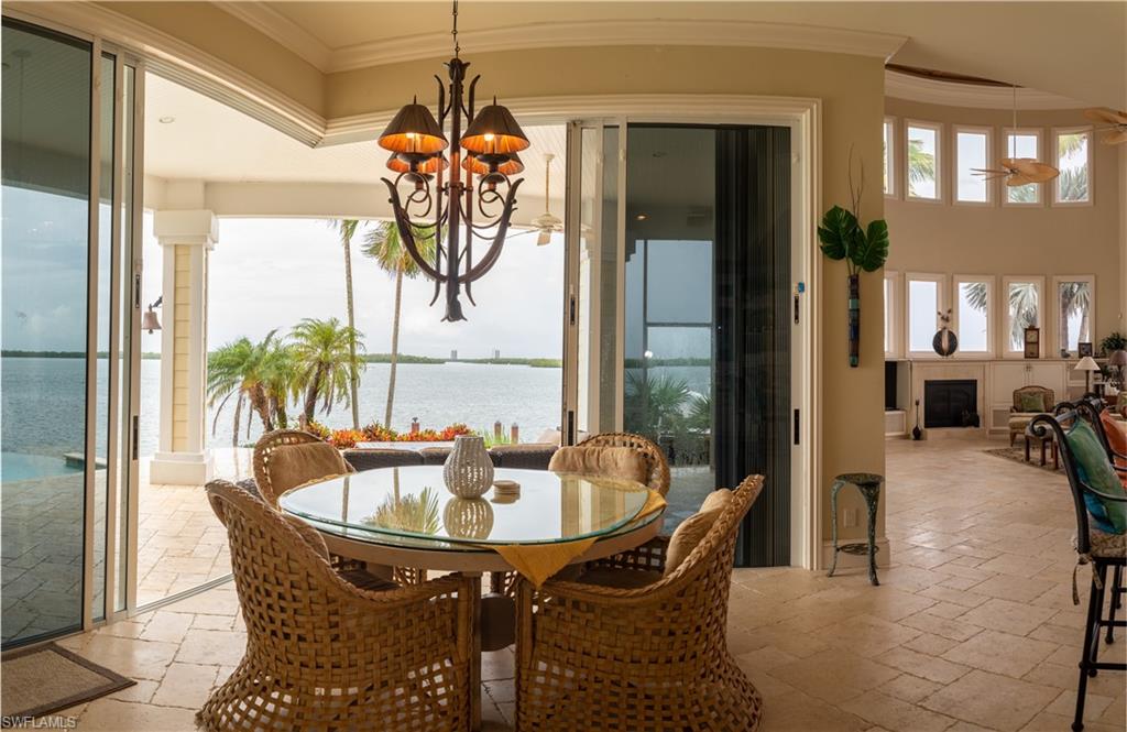 MARCO BEACH - Residential