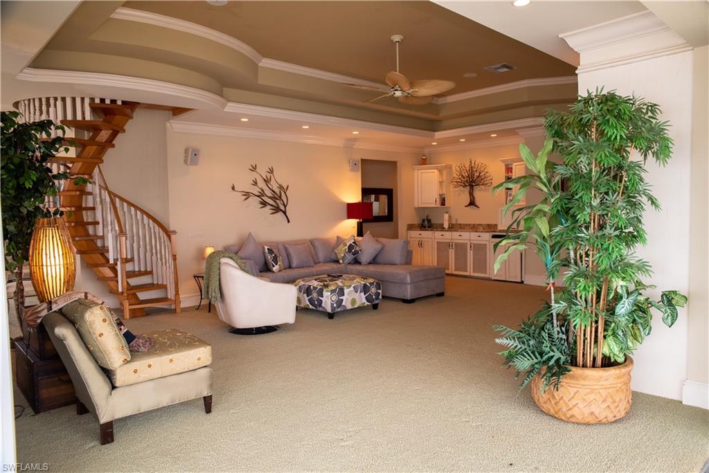 MARCO BEACH - Residential