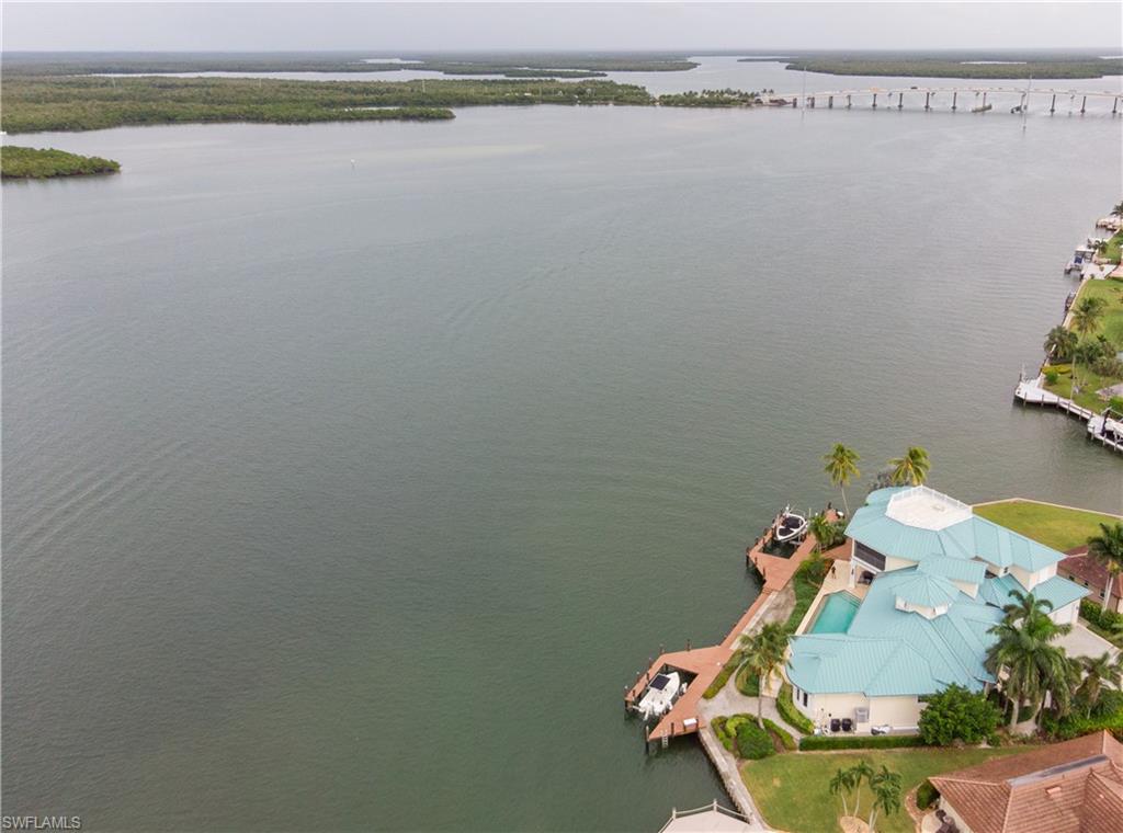 MARCO BEACH - Residential