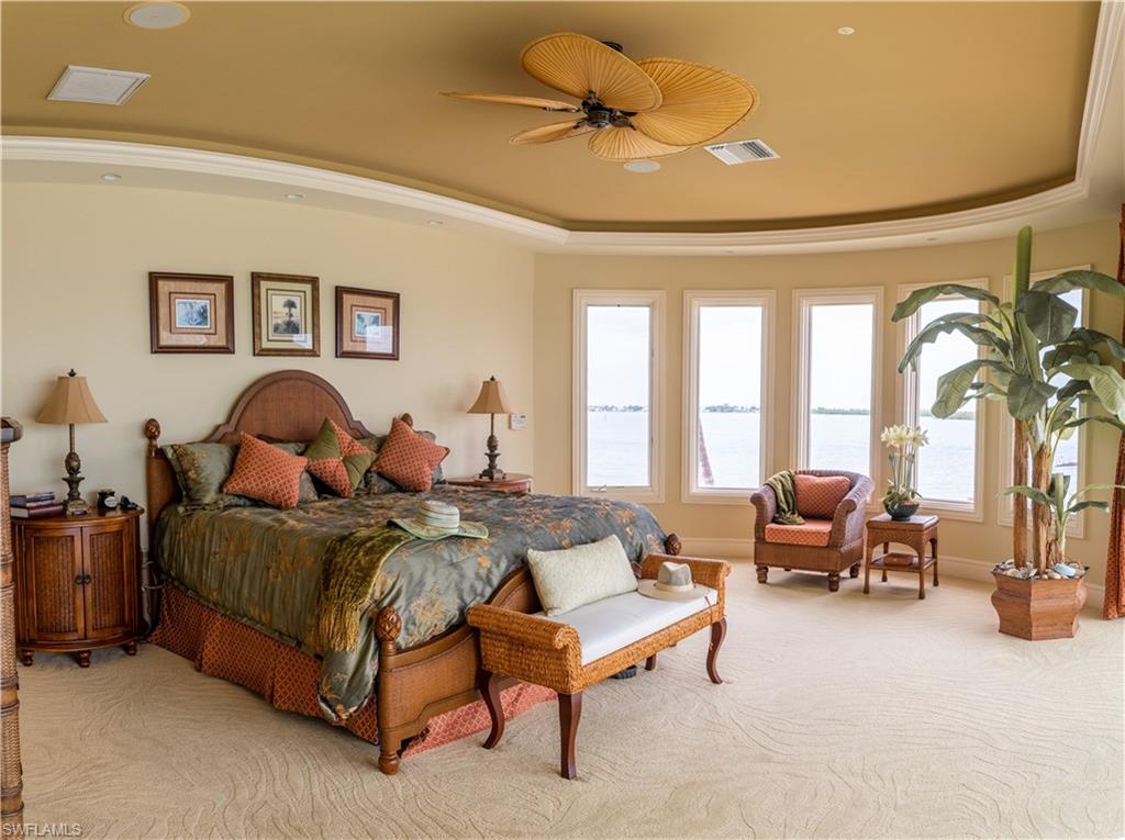 MARCO BEACH - Residential