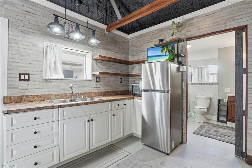 HEITMANS - Residential