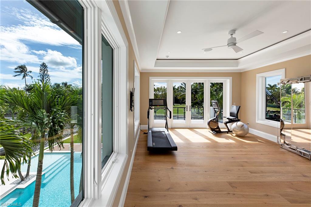 AQUALANE SHORES - Residential