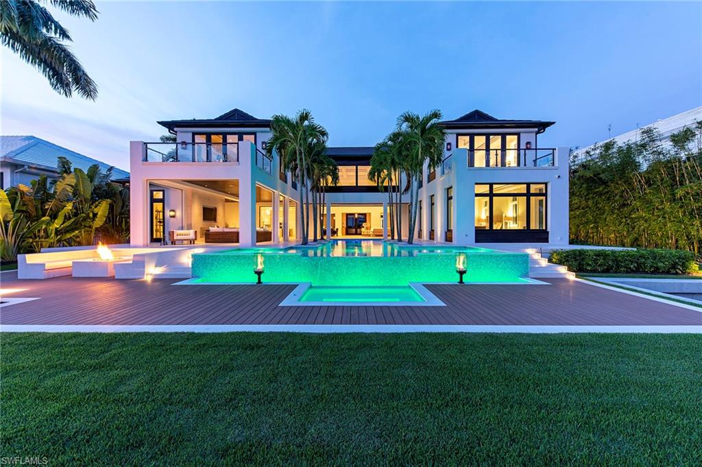 AQUALANE SHORES - Residential