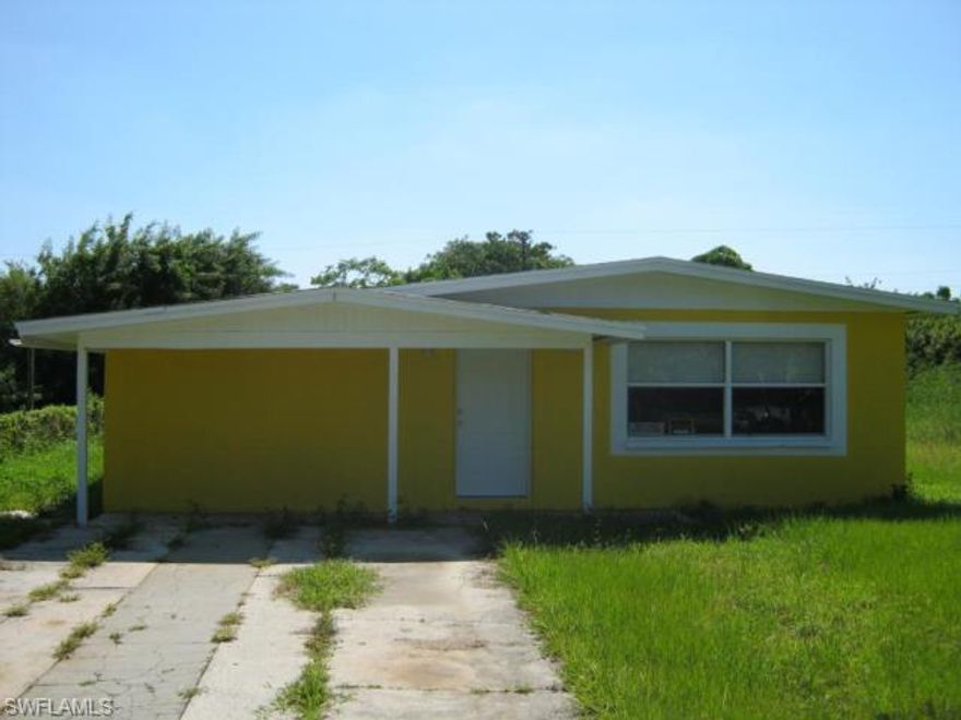 Nice Investment Property. 3 bedrooms, 1 bath.