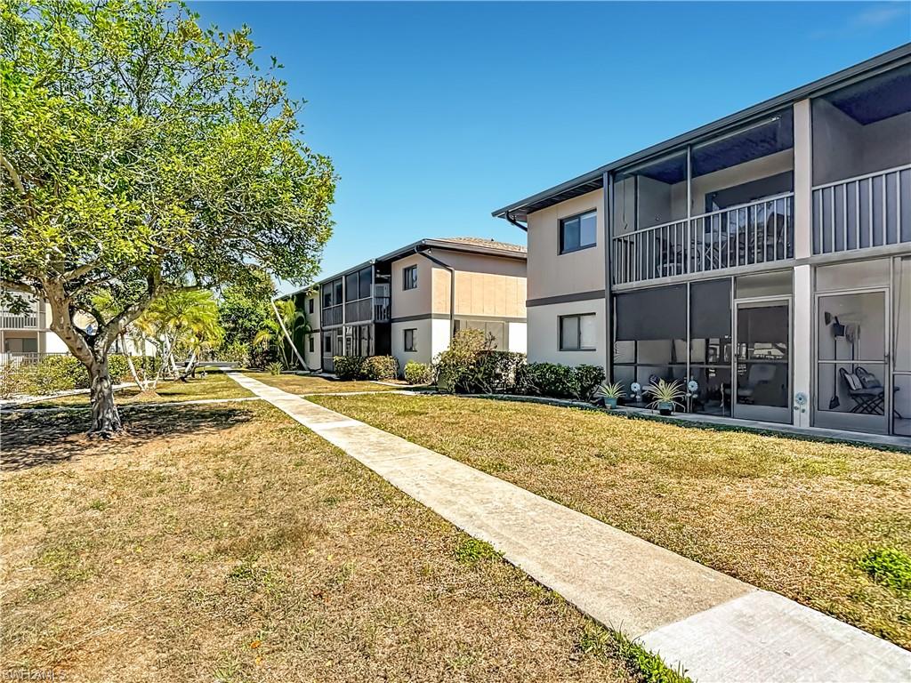 COUNTRY PINES CONDO - Residential