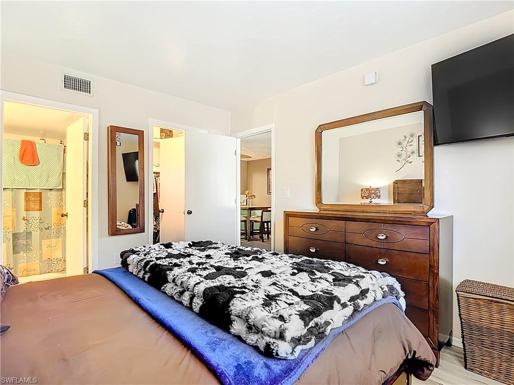 COUNTRY PINES CONDO - Residential