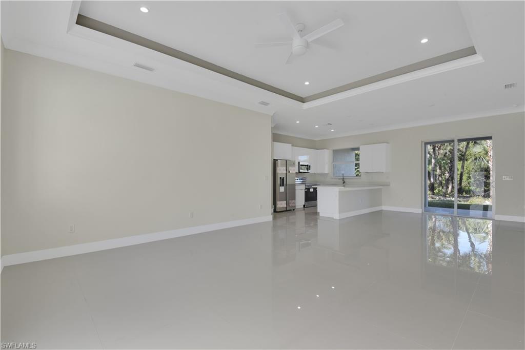 GOLDEN GATE ESTATES - Residential