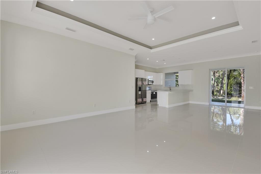 GOLDEN GATE ESTATES - Residential