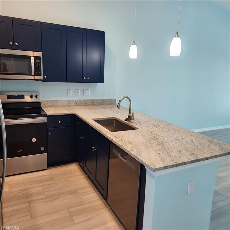 CHARLOTTE SHORES - Residential Lease