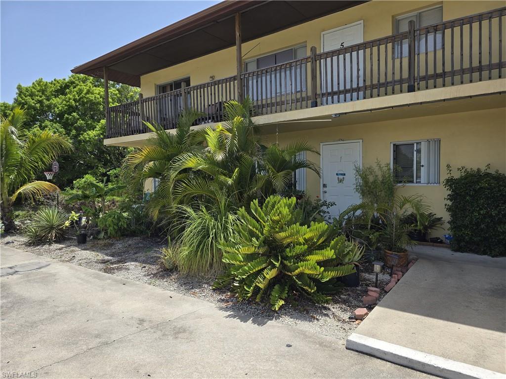 BONITA ROYAL CONDO PHASE 1 - Residential