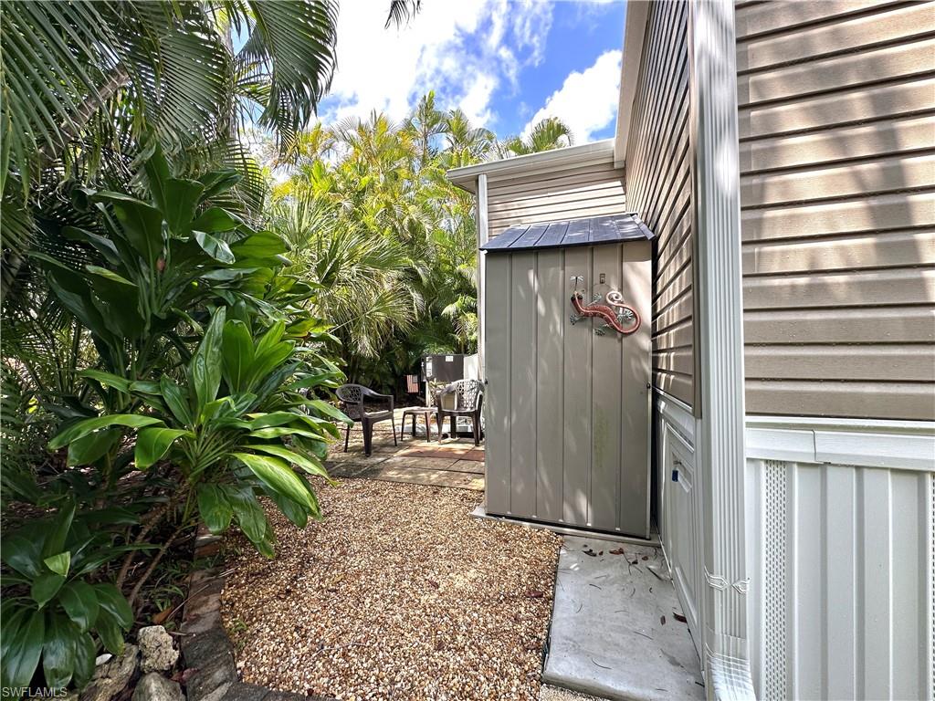 CORKSCREW WOODLANDS - Residential