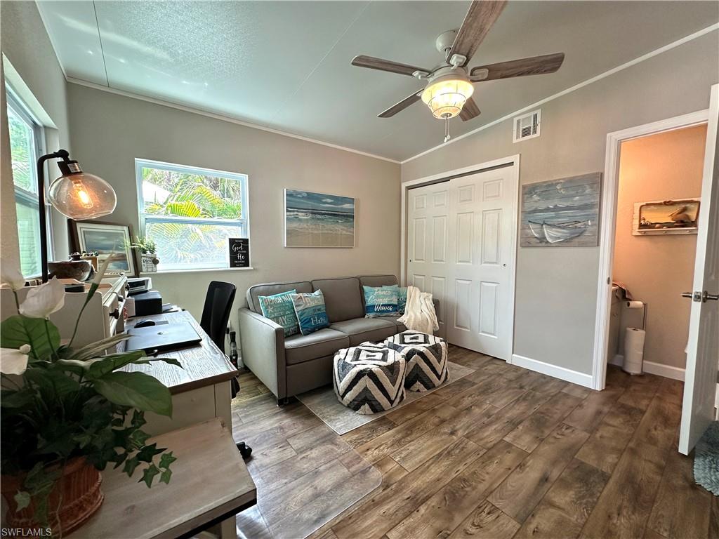 CORKSCREW WOODLANDS - Residential