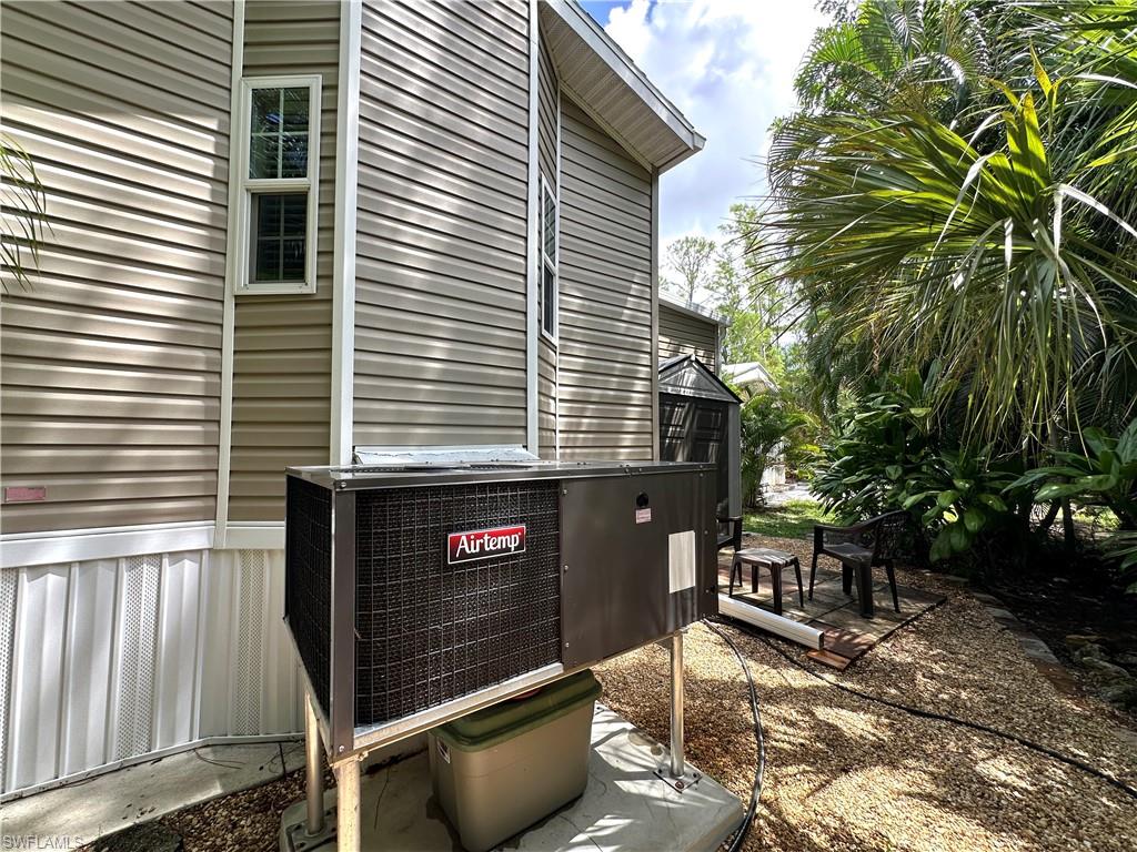 CORKSCREW WOODLANDS - Residential