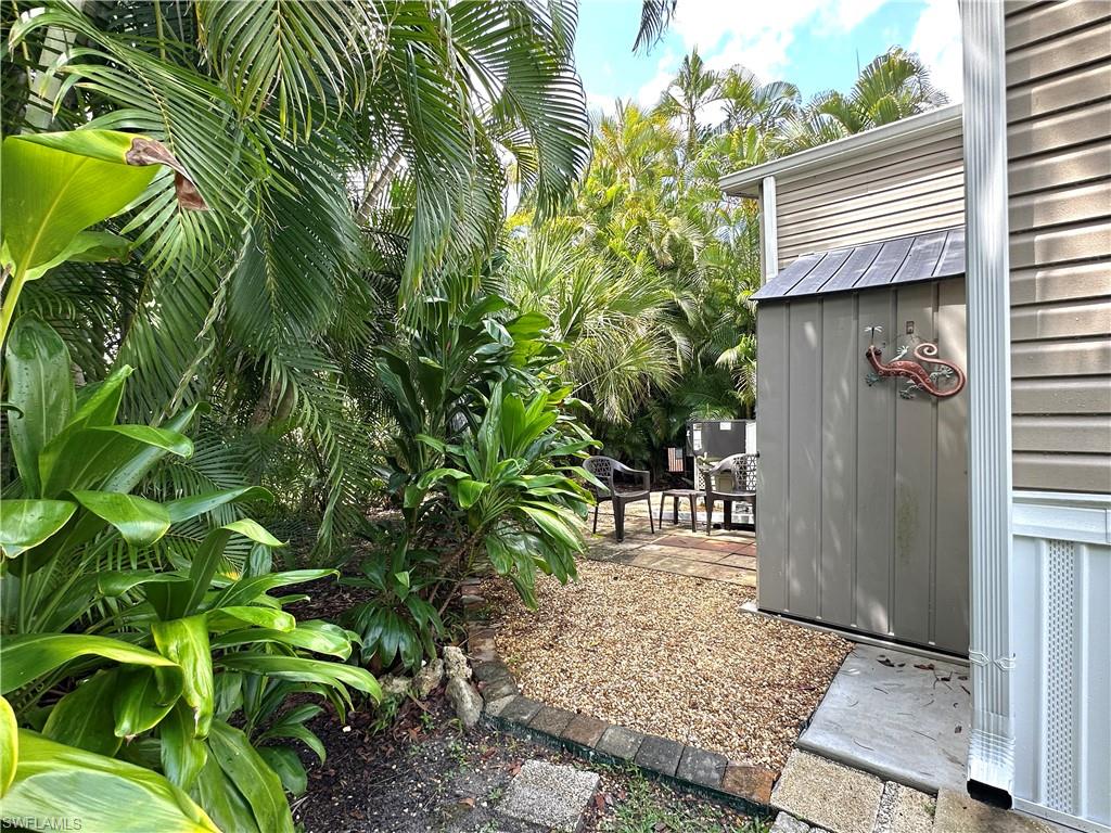 CORKSCREW WOODLANDS - Residential