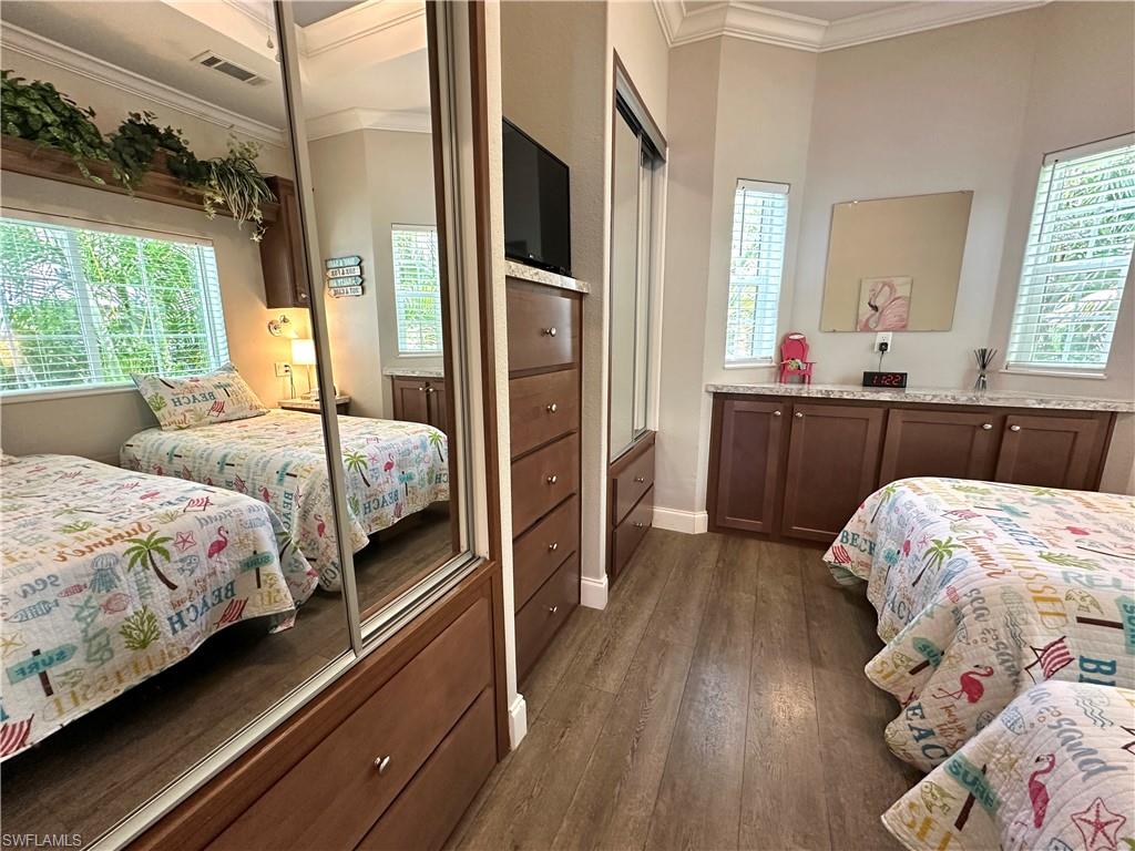 CORKSCREW WOODLANDS - Residential