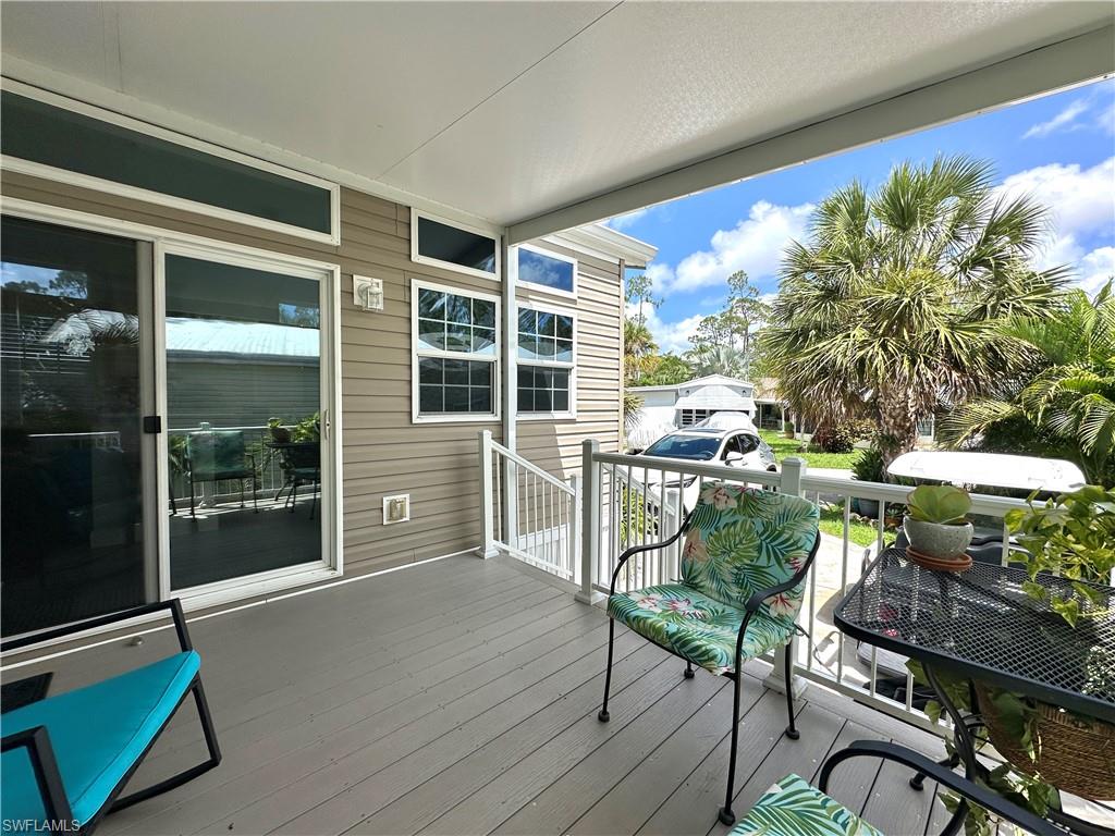 CORKSCREW WOODLANDS - Residential