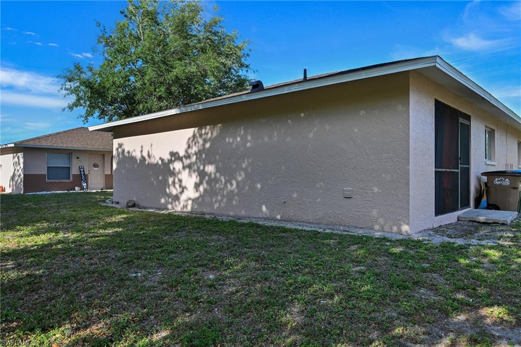 CAPE CORAL - Residential