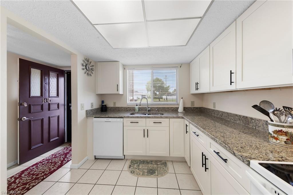 SUNWARD CONDO - Residential