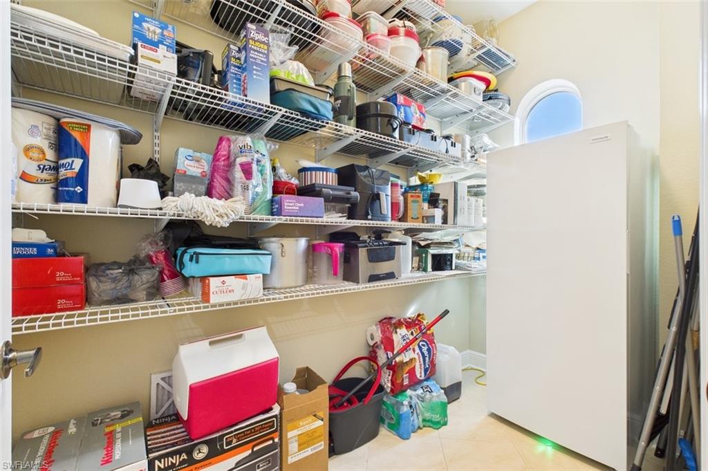 BLUE WATER - Residential