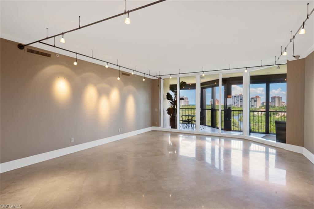 MONTENERO - Residential