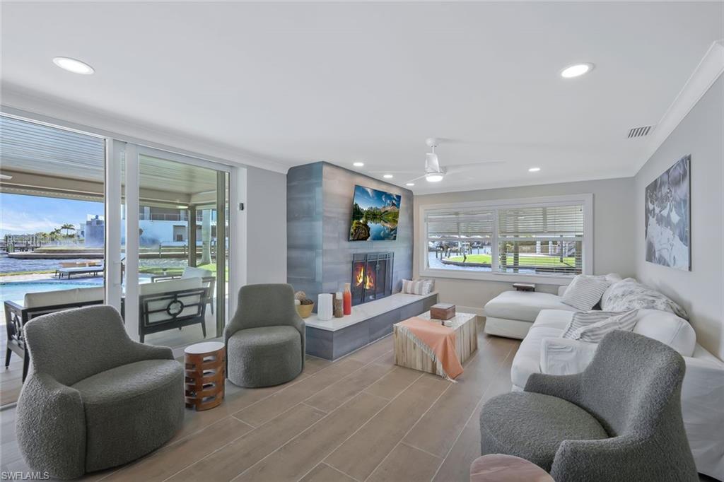 5596 Avenida Pescadora