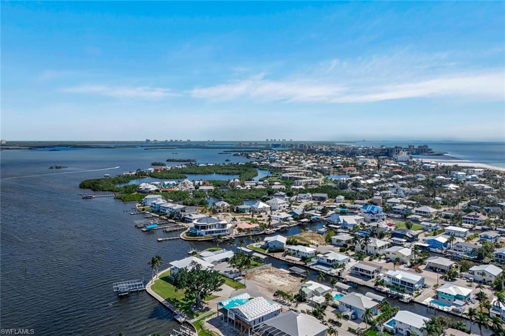 HOLIDAY HEIGHTS - Residential