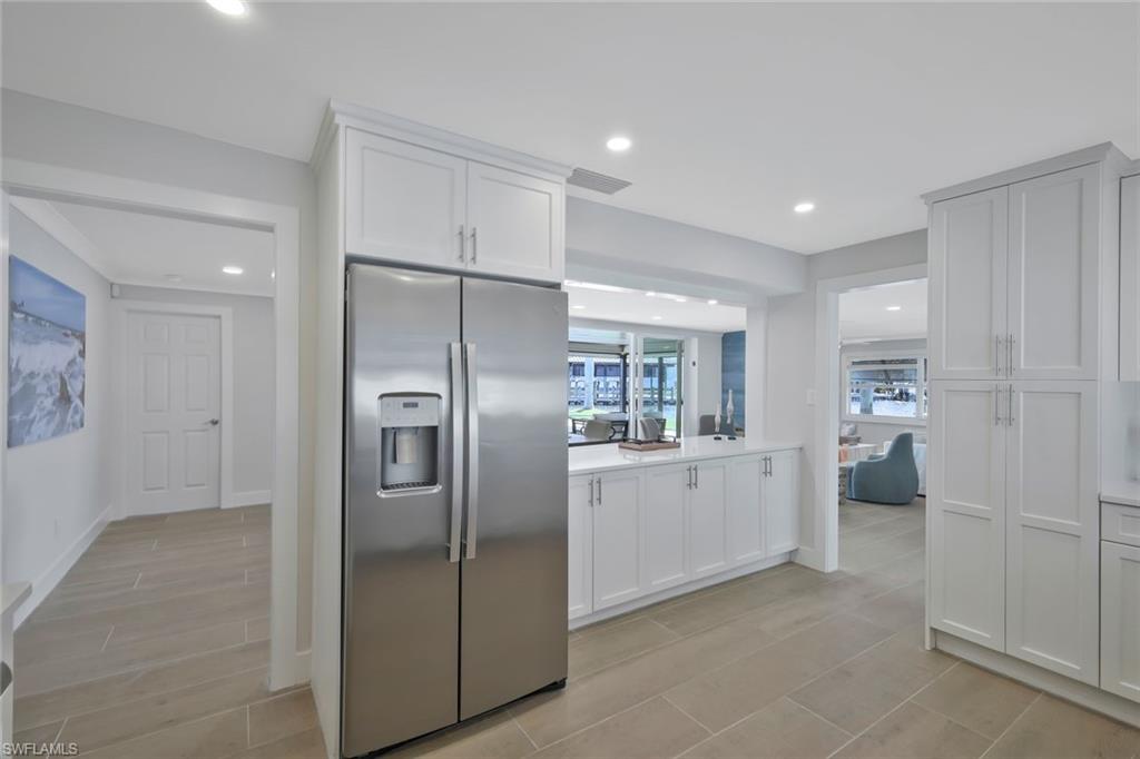 HOLIDAY HEIGHTS - Residential