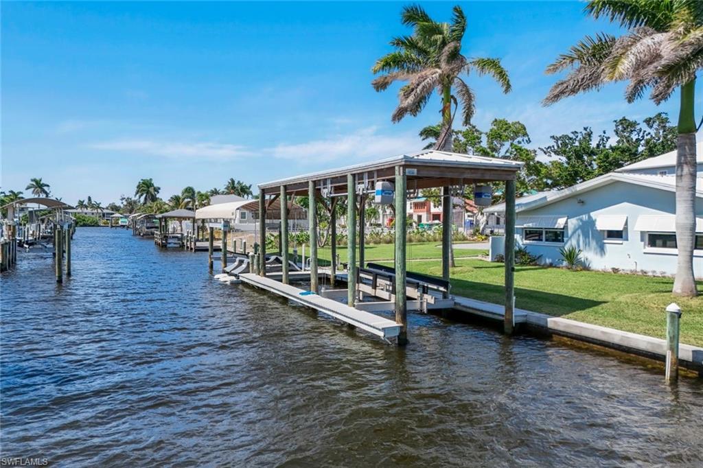 HOLIDAY HEIGHTS - Residential