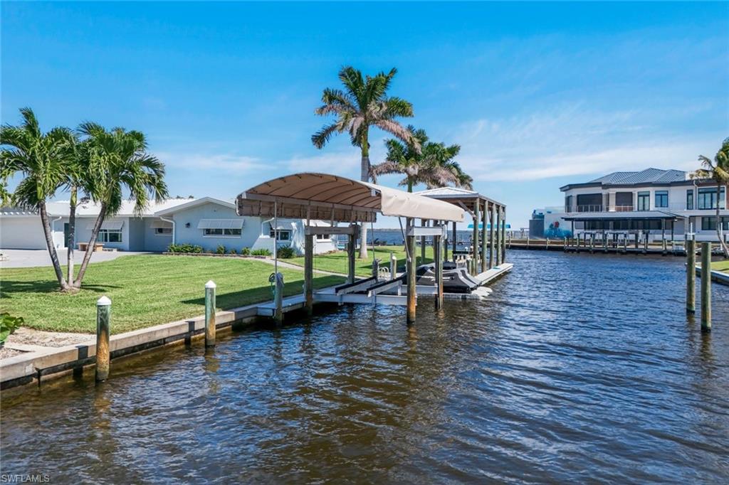 HOLIDAY HEIGHTS - Residential