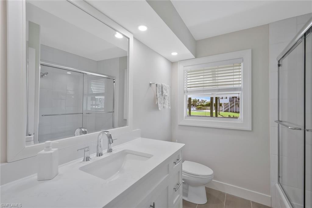 HOLIDAY HEIGHTS - Residential