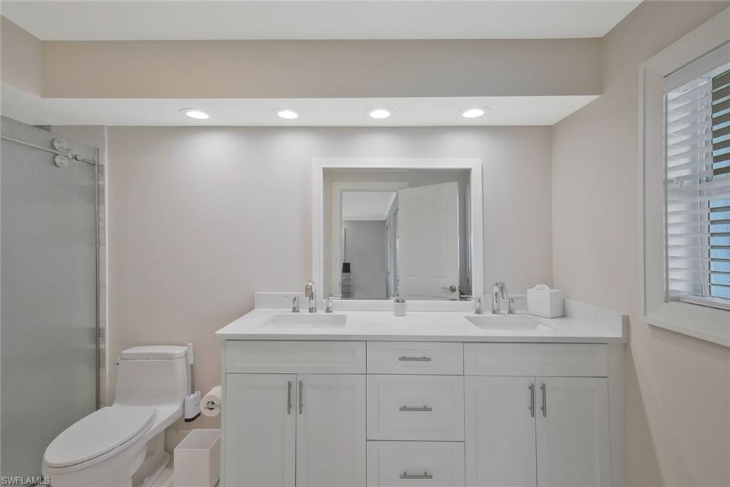 HOLIDAY HEIGHTS - Residential