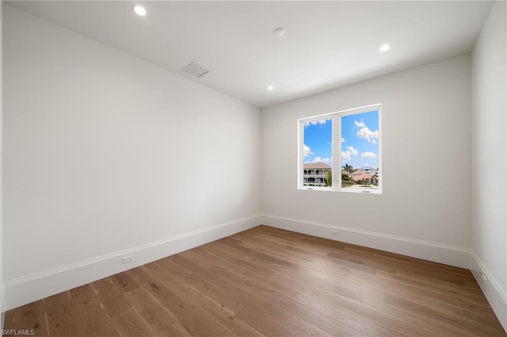 CONNERS - Residential