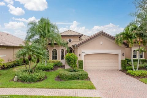 Ranch in FORT MYERS FL 8338 Provencia CT.jpg