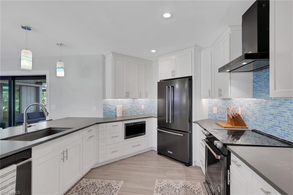 BONITA FARMS - Residential