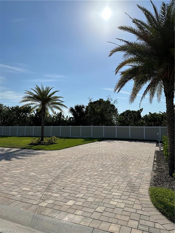 GOLDEN PALMS LUXURY MOTORCOACH RESORT - Land