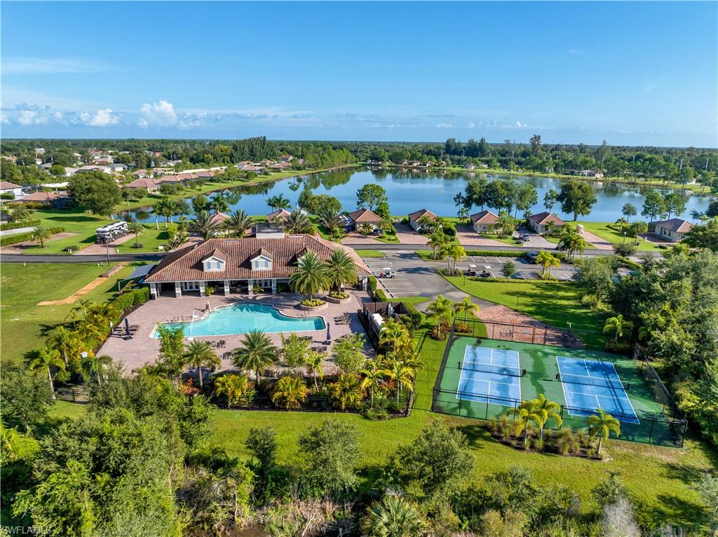 GOLDEN PALMS LUXURY MOTORCOACH RESORT - Land