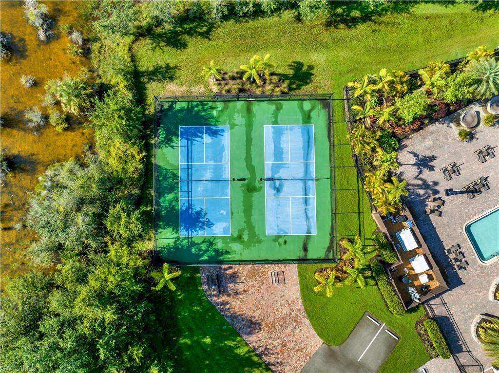 GOLDEN PALMS LUXURY MOTORCOACH RESORT - Land