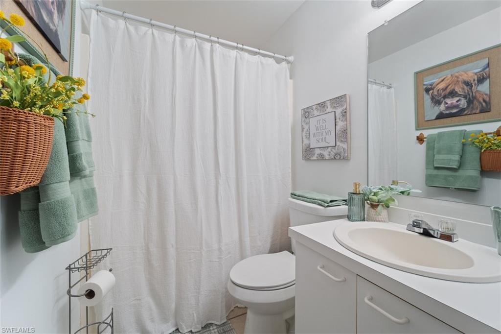 LABELLE BELMONT WOODS - Residential