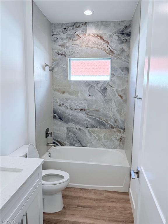 BANYAN BAY - Residential