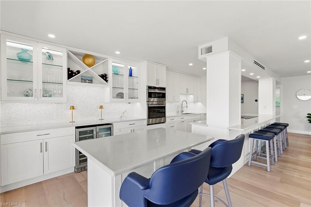 3401 Gulf Shore BLVD N 506