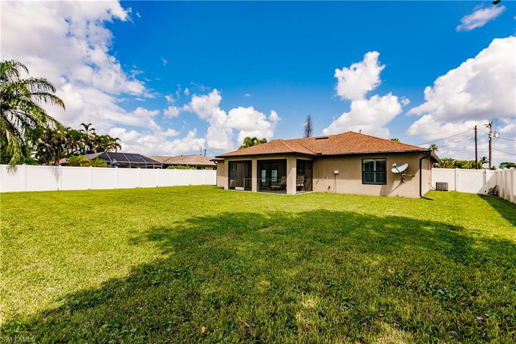 CAPE CORAL - Residential