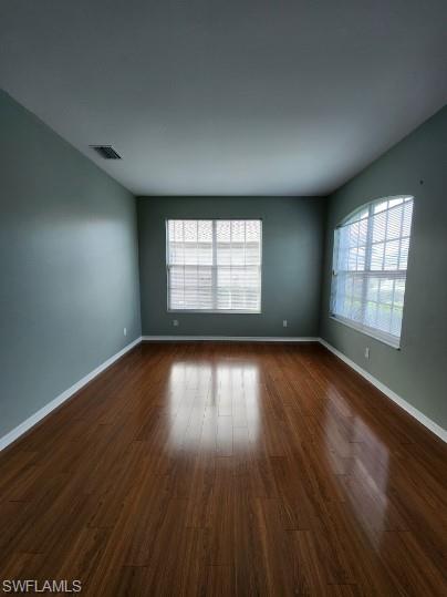 SILVERLAKES - Residential Lease