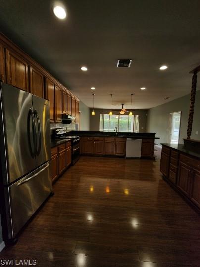 SILVERLAKES - Residential Lease