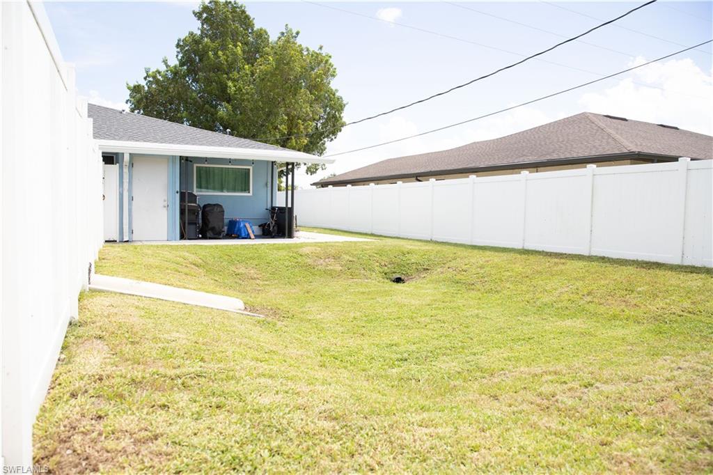 CAPE CORAL - Residential