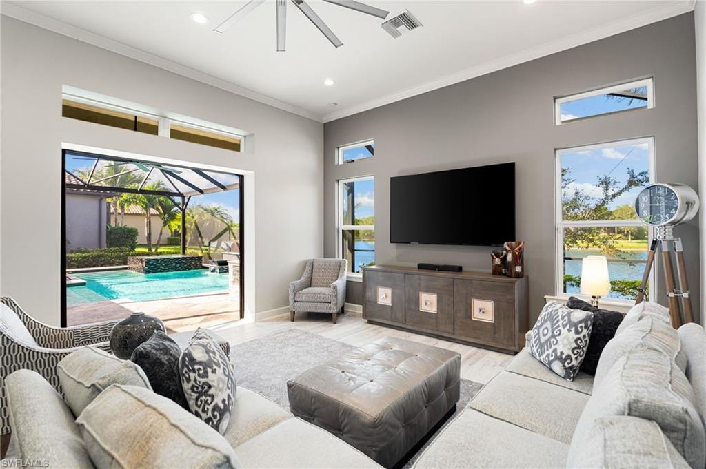 OYSTER HARBOR - Residential